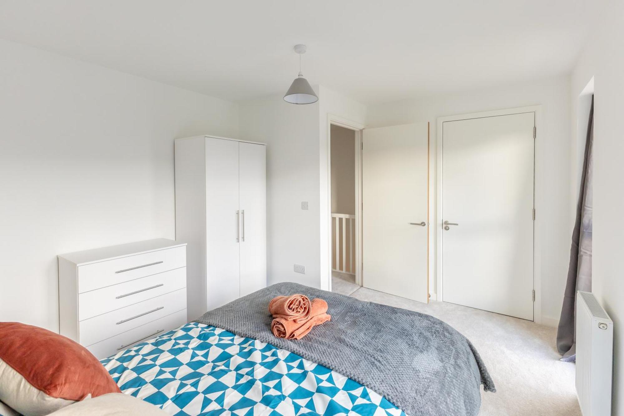 Stunning Modern 3 Bedroom Townhouse - Perfect Getaway Манчестер Екстер'єр фото